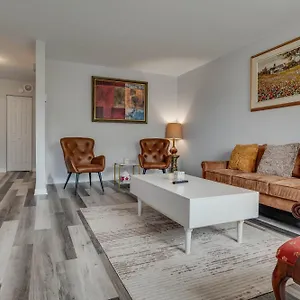  Appartement Chic Urban Escape In
